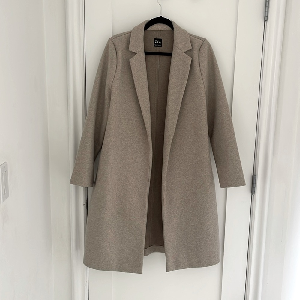Zara felt texture coat.